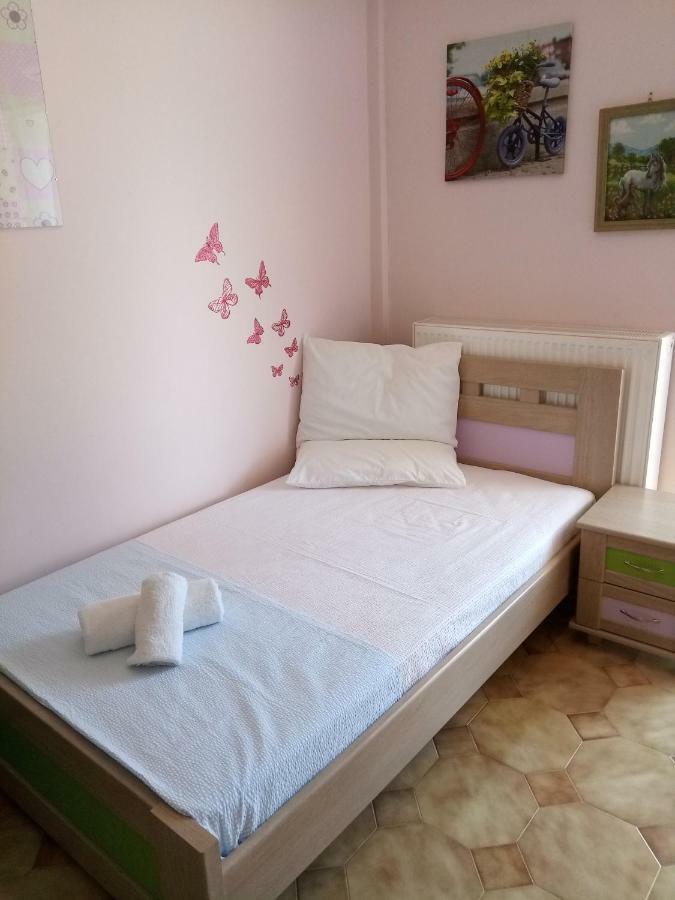 Iliahtida Daire Chalkís Dış mekan fotoğraf